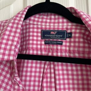 XL vineyard vines button down